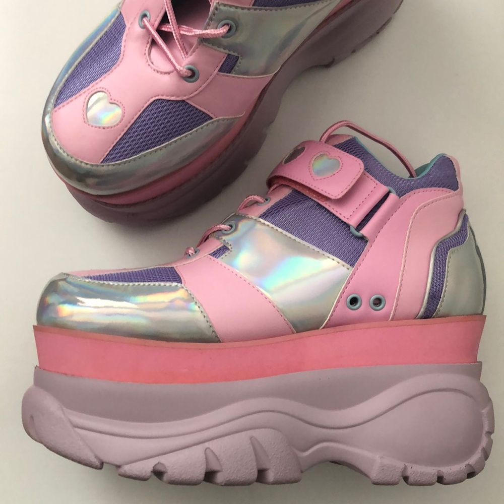 Platform sneakers 💖